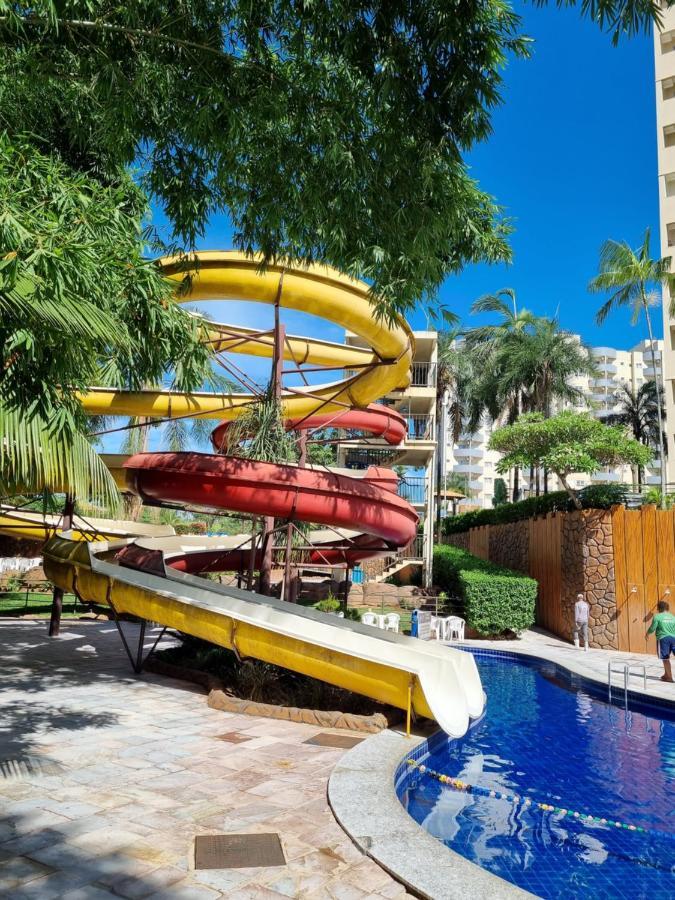 Aparthotel Flat 317 Golden Dolphin Express Caldas Novas Exteriér fotografie
